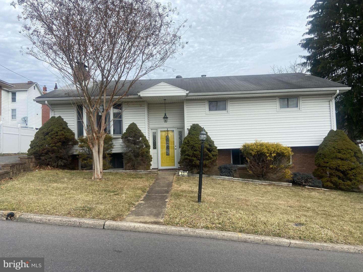 Property Photo: 521 Warren Street MD 21502