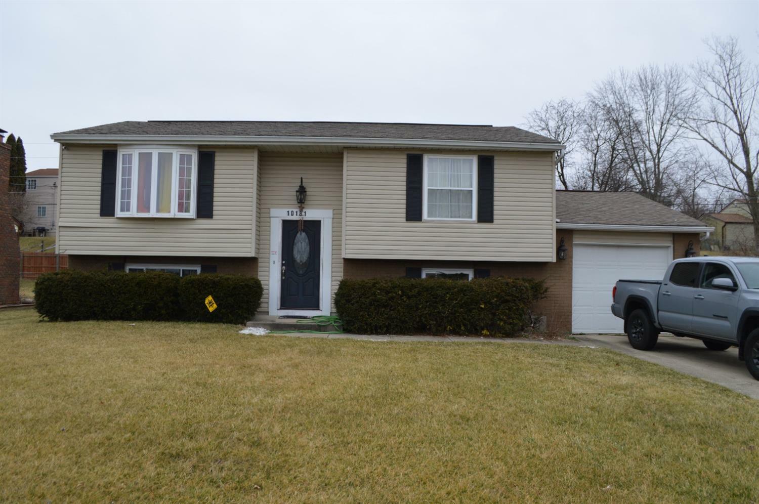 10181 Snowflake Ln  Colerain Twp OH 45251 photo