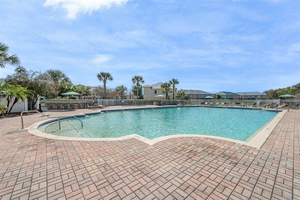 Property Photo:  2064 Green Oak Court  FL 34744 