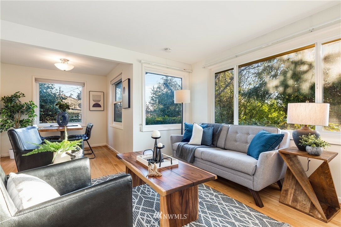 Property Photo: 11442 Marine View Drive SW WA 98146