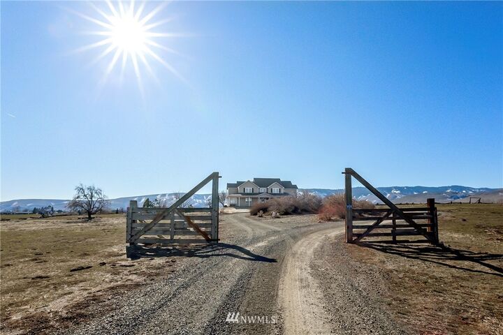 3920 Weaver Road  Ellensburg WA 98926 photo