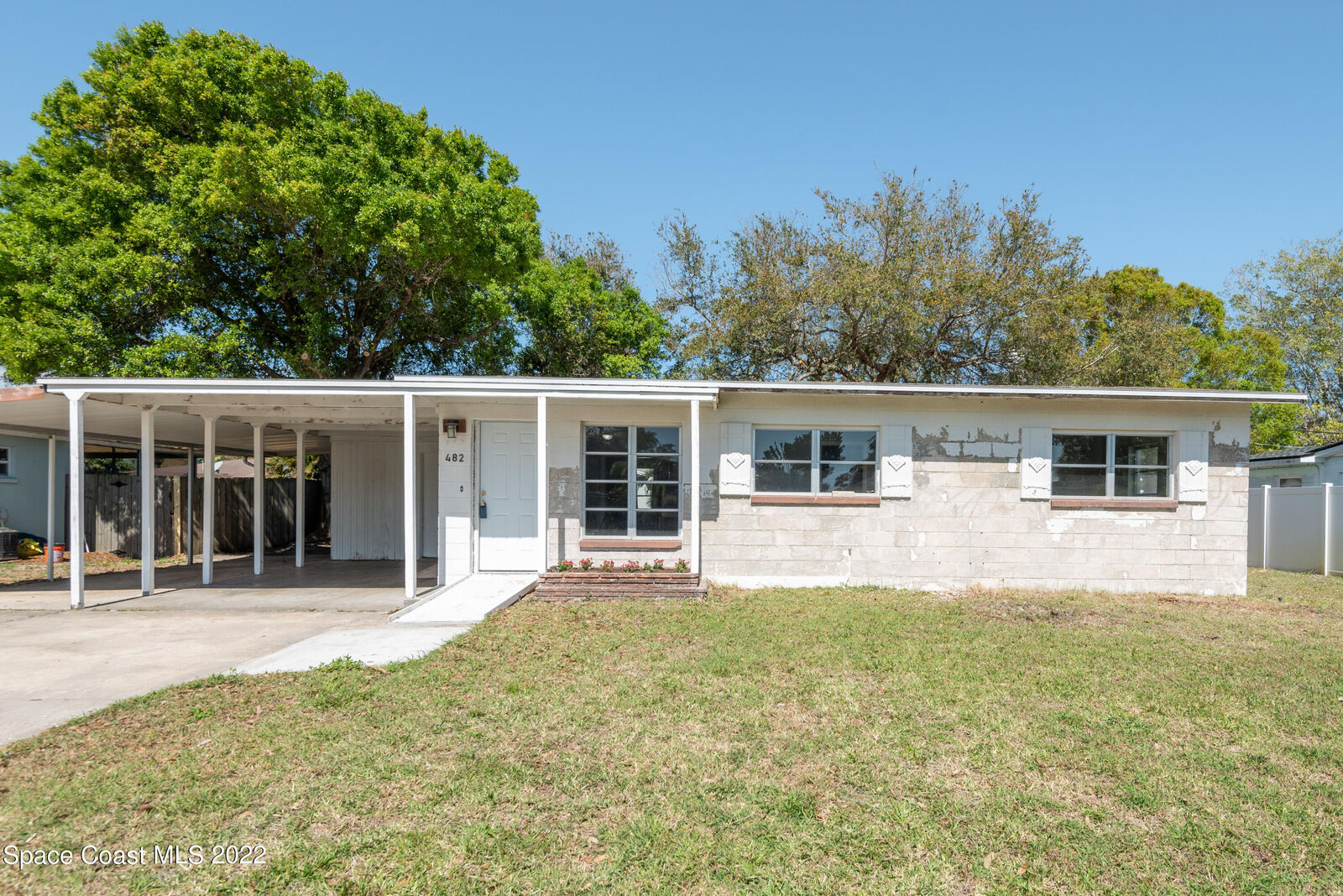 Property Photo: 482 Kennwood Avenue FL 32952