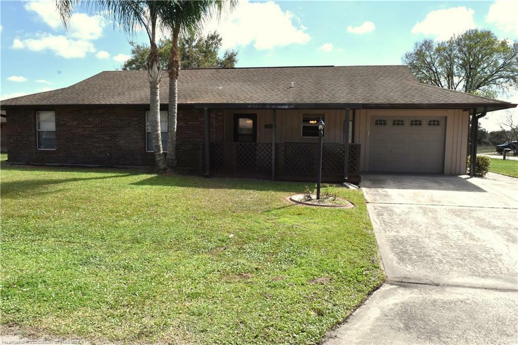 Property Photo:  2215 Bella Avenue  FL 33875 