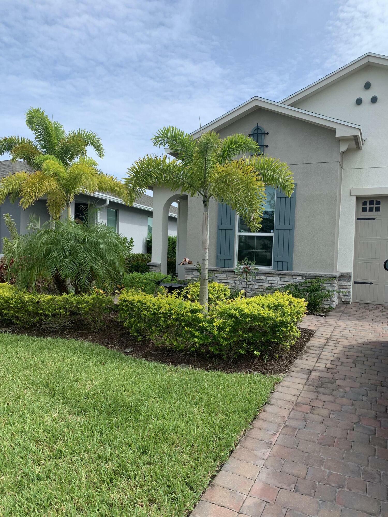 Property Photo:  10291 SW Indian Lilac Trail  FL 34987 