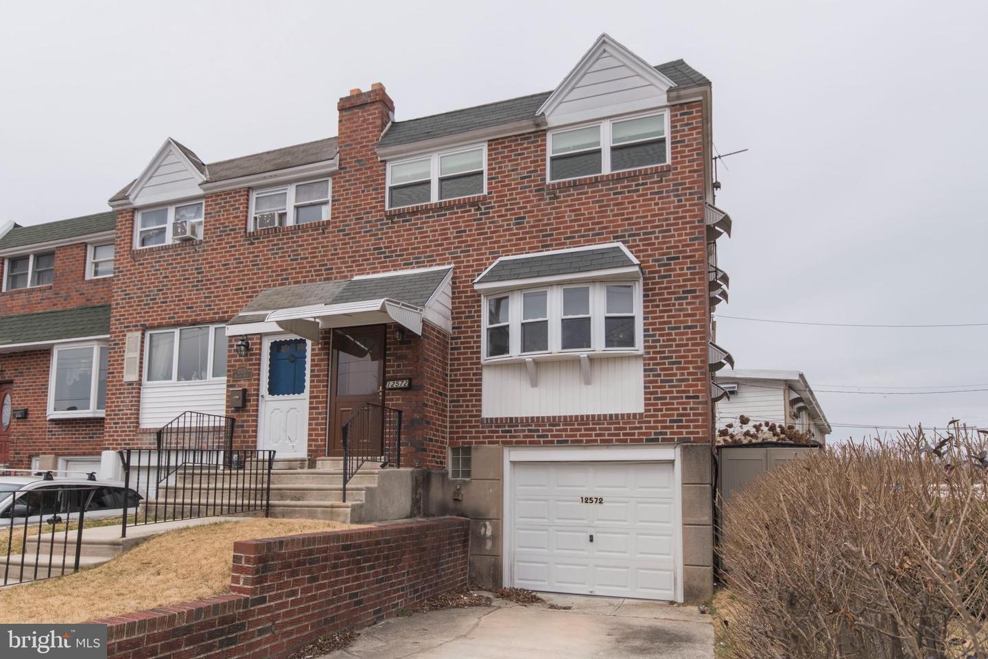 Property Photo:  12572 Biscayne Drive  PA 19154 
