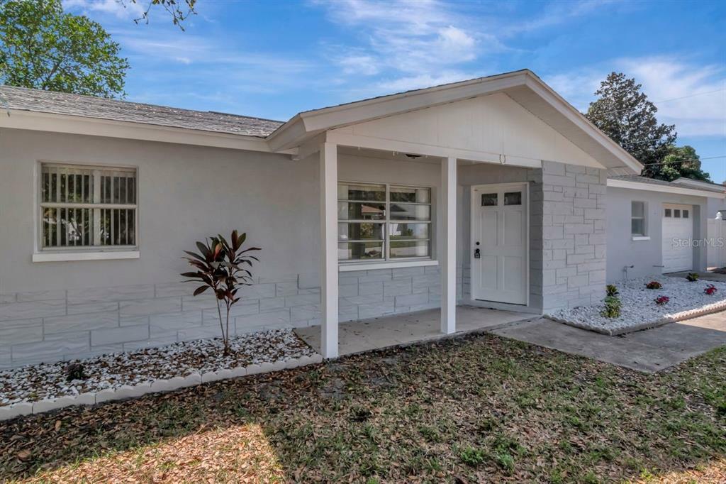 Property Photo: 5836 99th Terrace N FL 33782