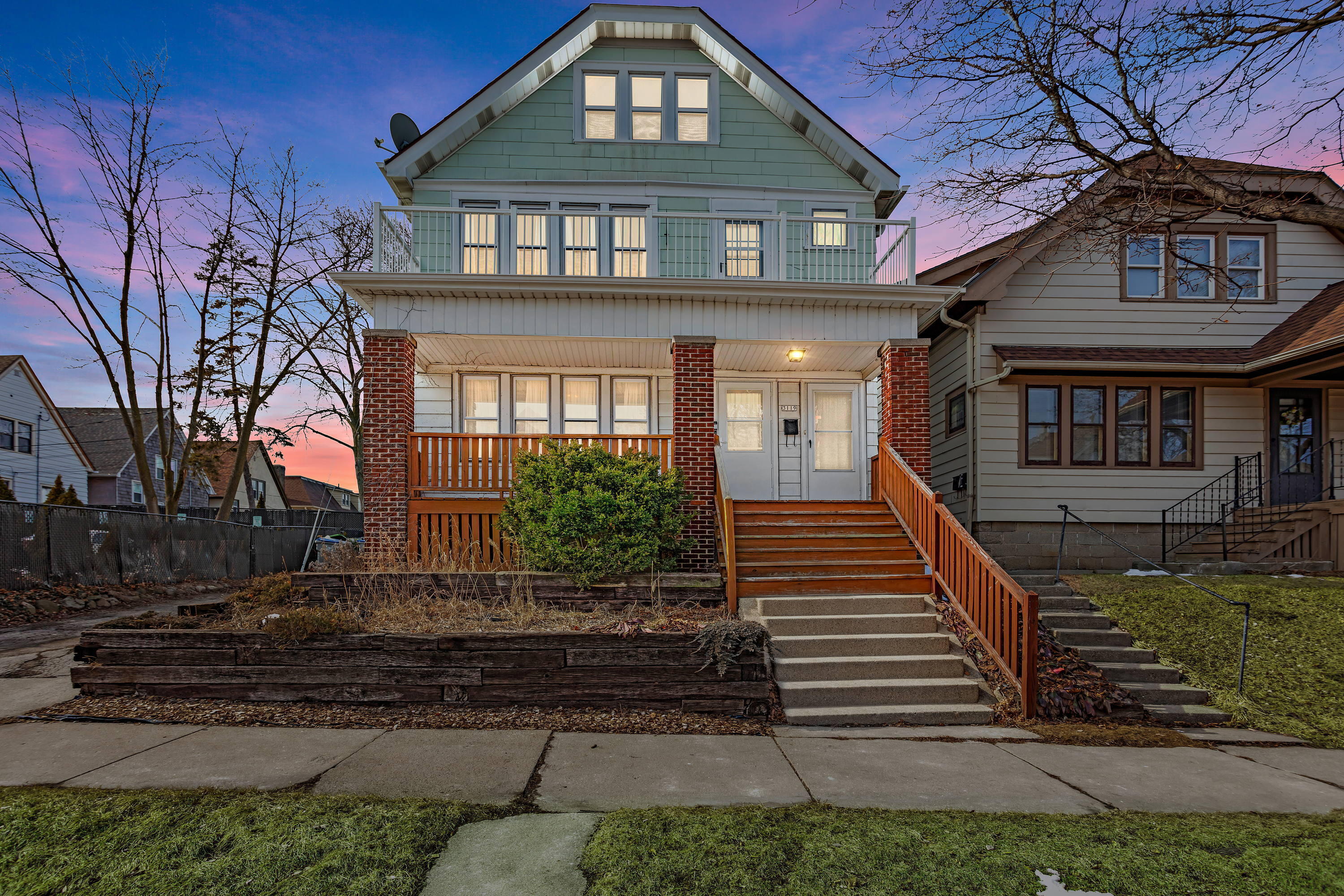 Property Photo: 3117 N Pierce St 3119 WI 53212