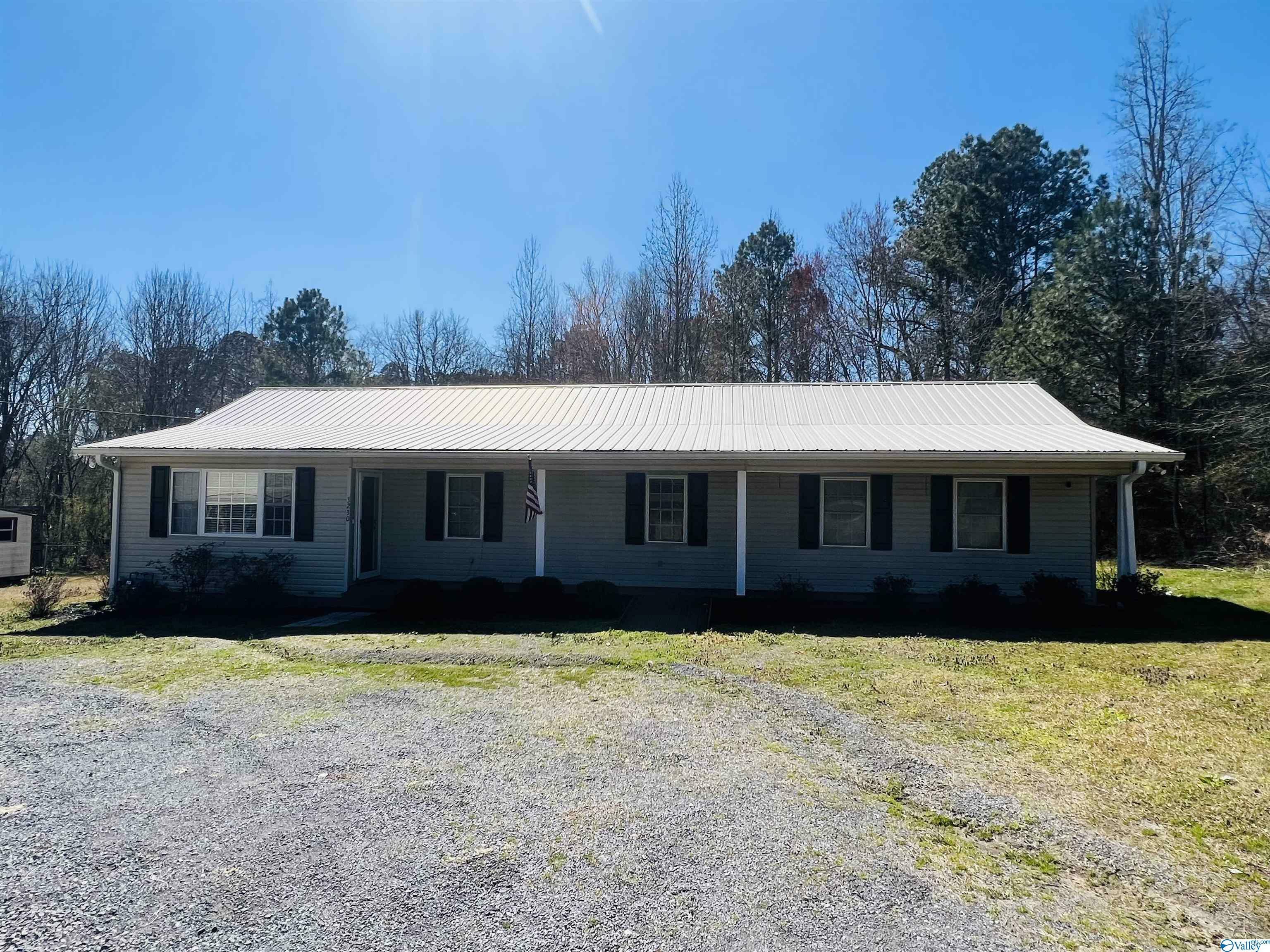 Property Photo:  3230 County Road 22  AL 35960 