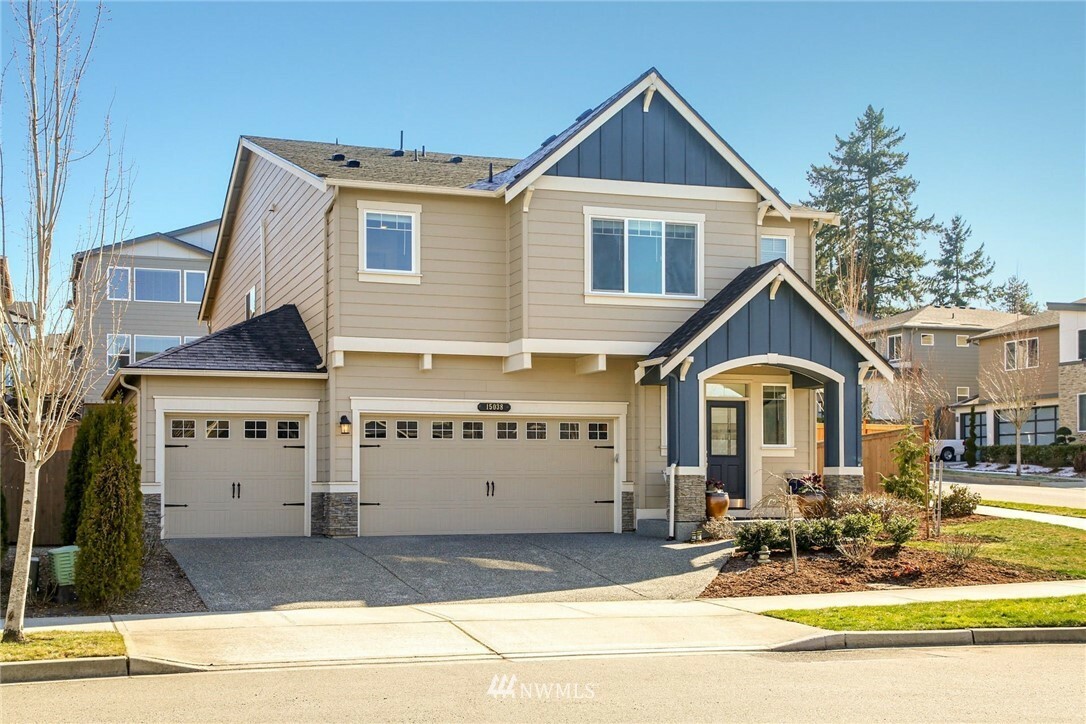 Property Photo: 15038 127th Avenue NE WA 98072