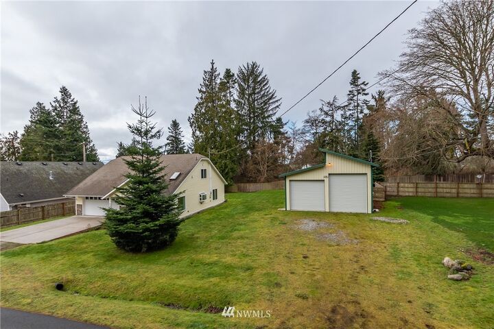 Property Photo: 1280 Nimitz Drive WA 98239