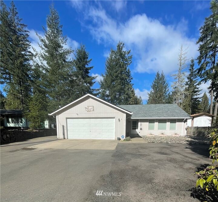 1491 E Saint Andrews Drive N  Shelton WA 98584 photo