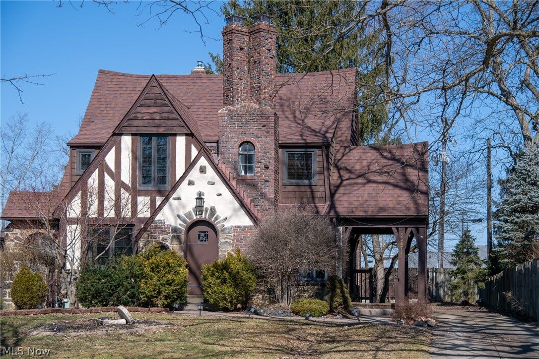 Property Photo:  33471 Baldwin Road  OH 44139 