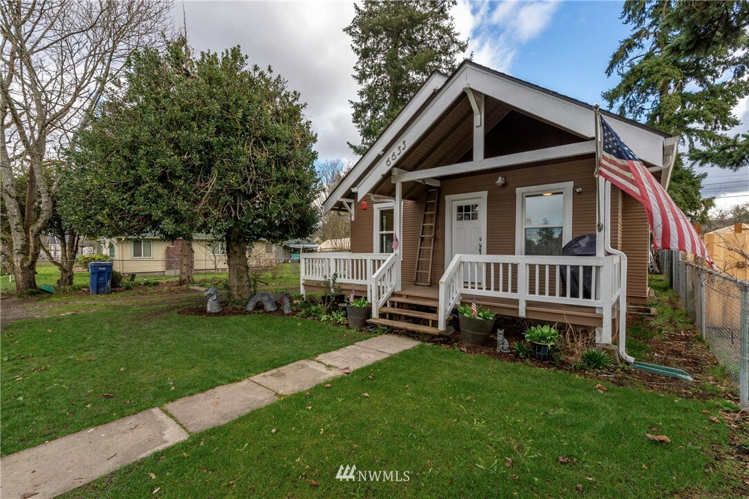 Property Photo:  6633 S Fife Street  WA 98409 