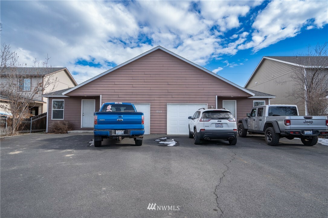 1703 W Fern Drive  Moses Lake WA 98837 photo