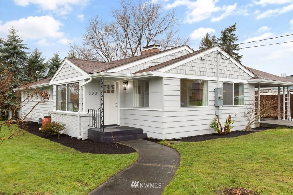 Property Photo:  583 SE O'Leary Street  WA 98277 