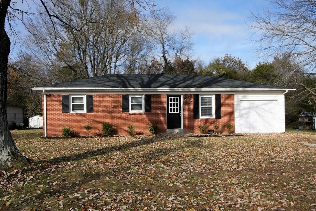 Property Photo:  192 Clark Circle  KY 42103 