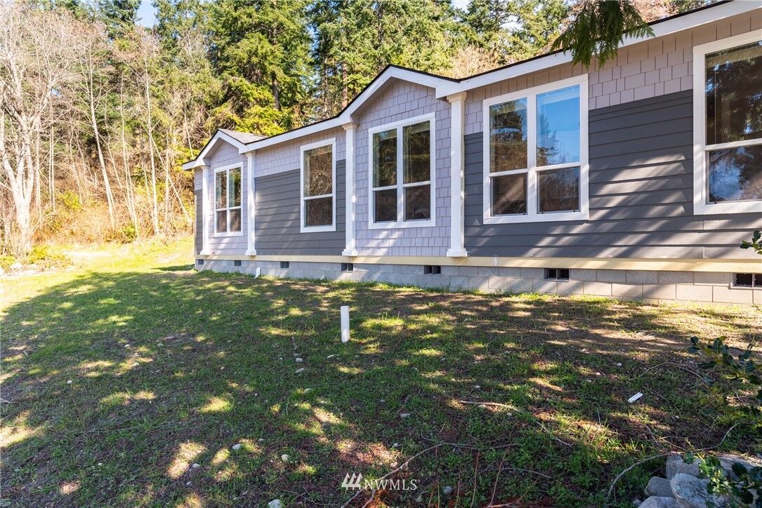Property Photo: 626 Ocean View Drive WA 98277