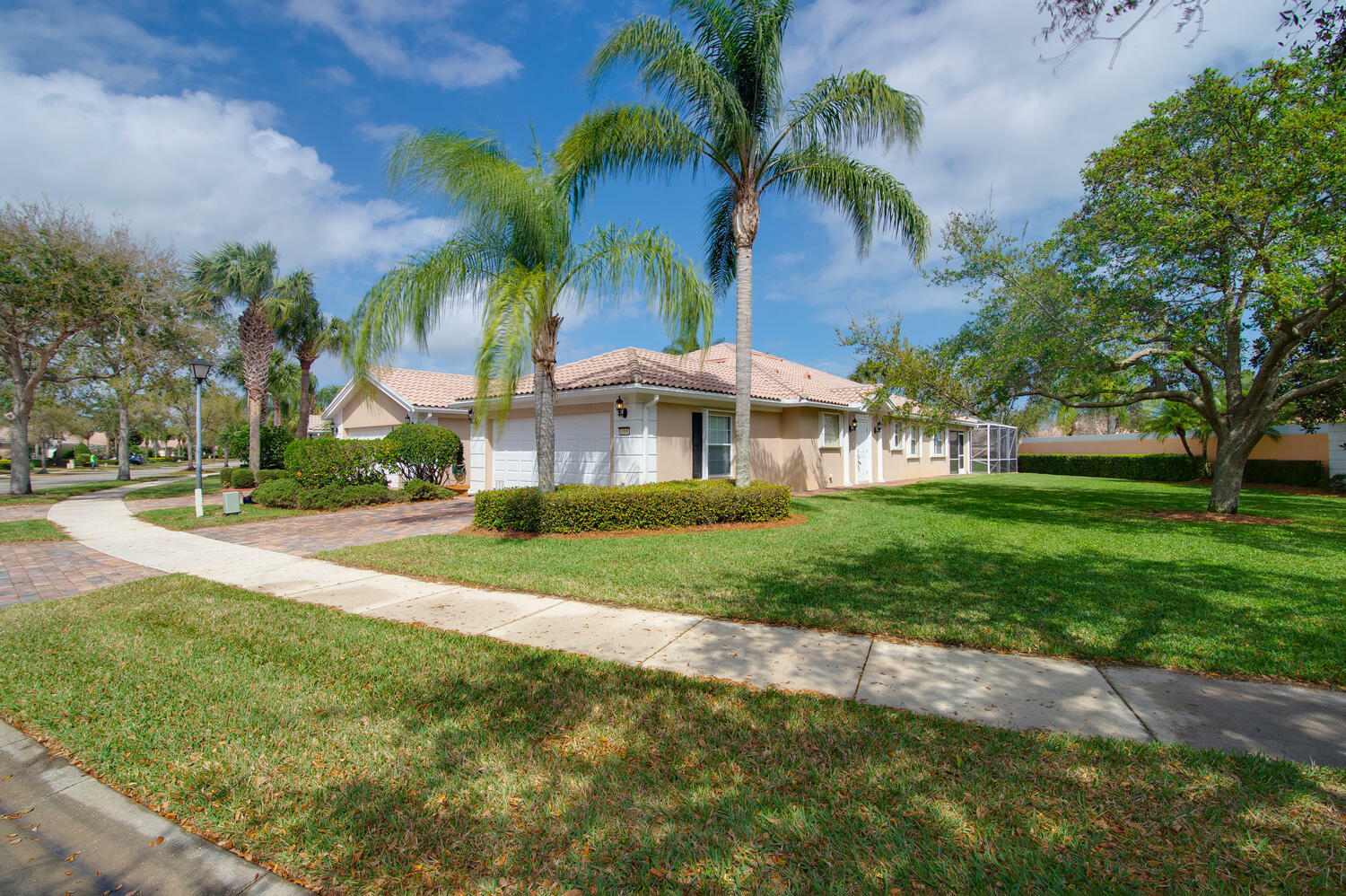 Property Photo:  4988 Corsica Square  FL 32967 