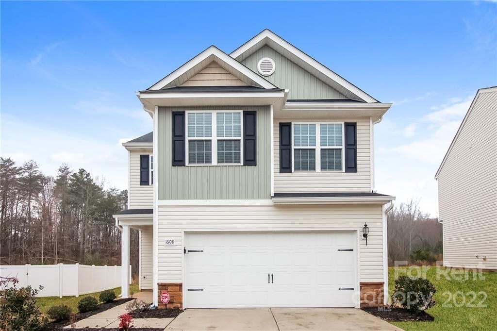 Property Photo:  1608 Allegheny Drive  NC 28054 
