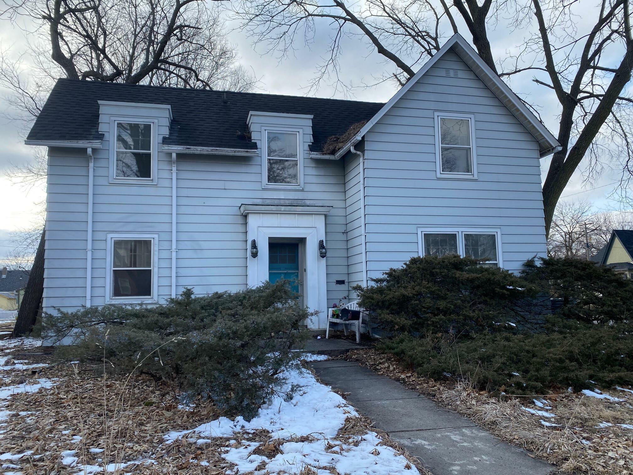 Property Photo:  1017 Burnett Avenue  IA 50010 