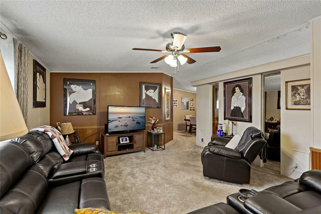 Property Photo:  450 Skyline Dr E  FL 33801 