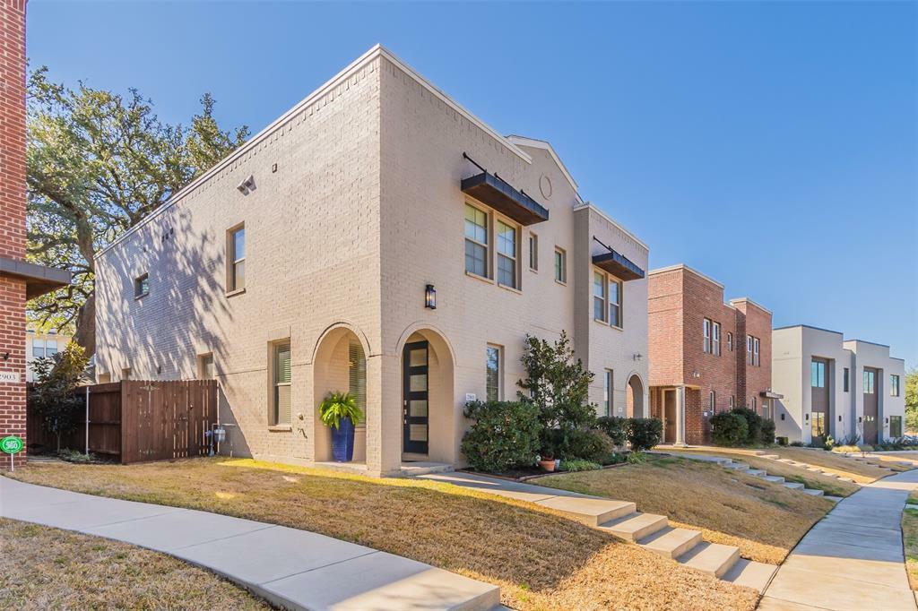 Property Photo:  2905 Merrimac Street  TX 76107 