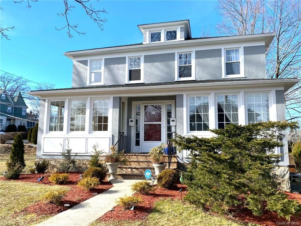 Property Photo:  306 Soundview Avenue Left  NY 10543 