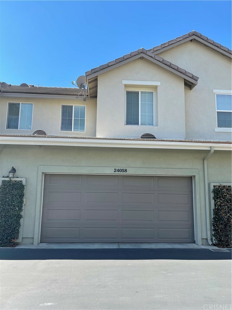 Property Photo:  24058 Avocado Lane  CA 91354 