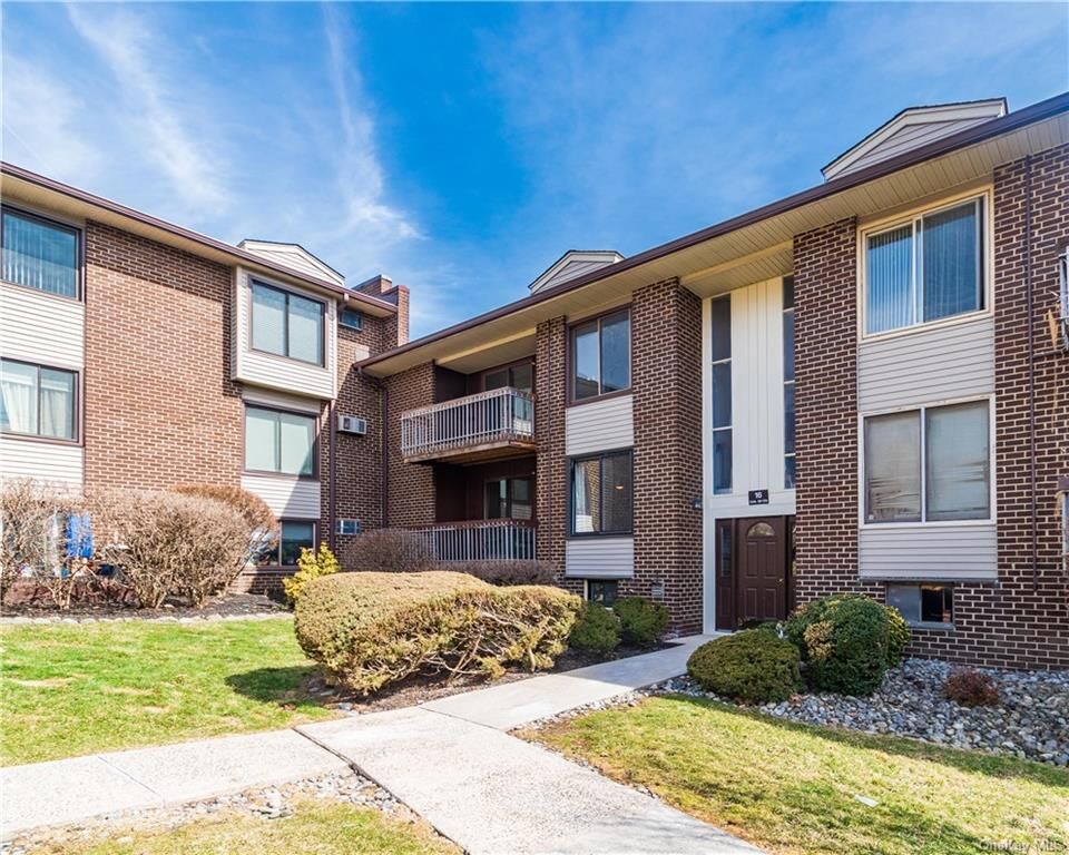 Property Photo:  163 Country Club Lane  NY 10970 