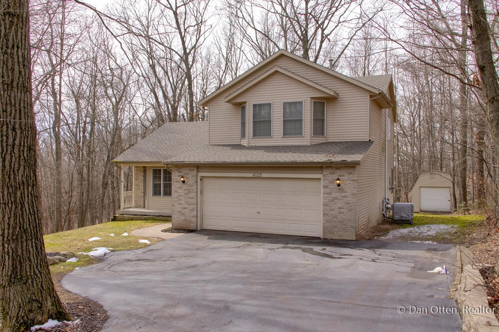 Property Photo:  4125 Thornapple Hills Drive  MI 49333 