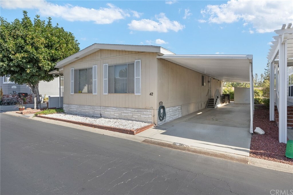 Property Photo:  2851 Rolling Hills Drive 42  CA 92835 