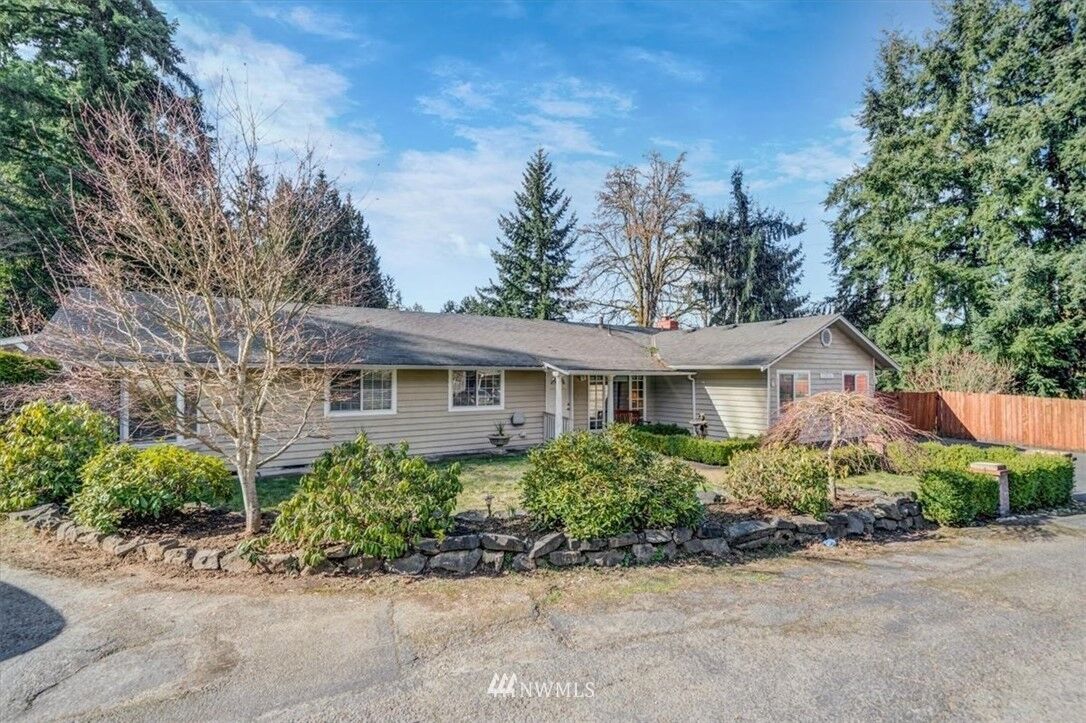 Property Photo:  12835 NE 80th Street  WA 98033 