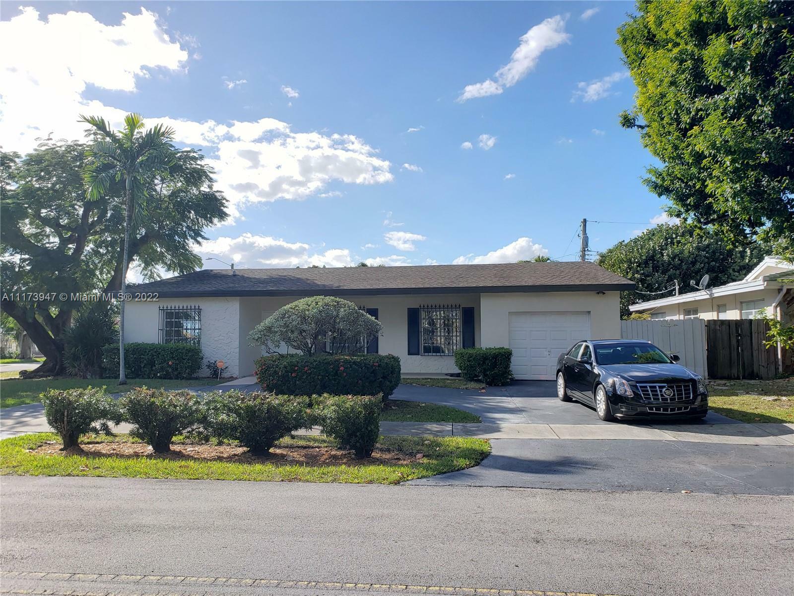 Property Photo: 3040 SW 77th Ct FL 33155