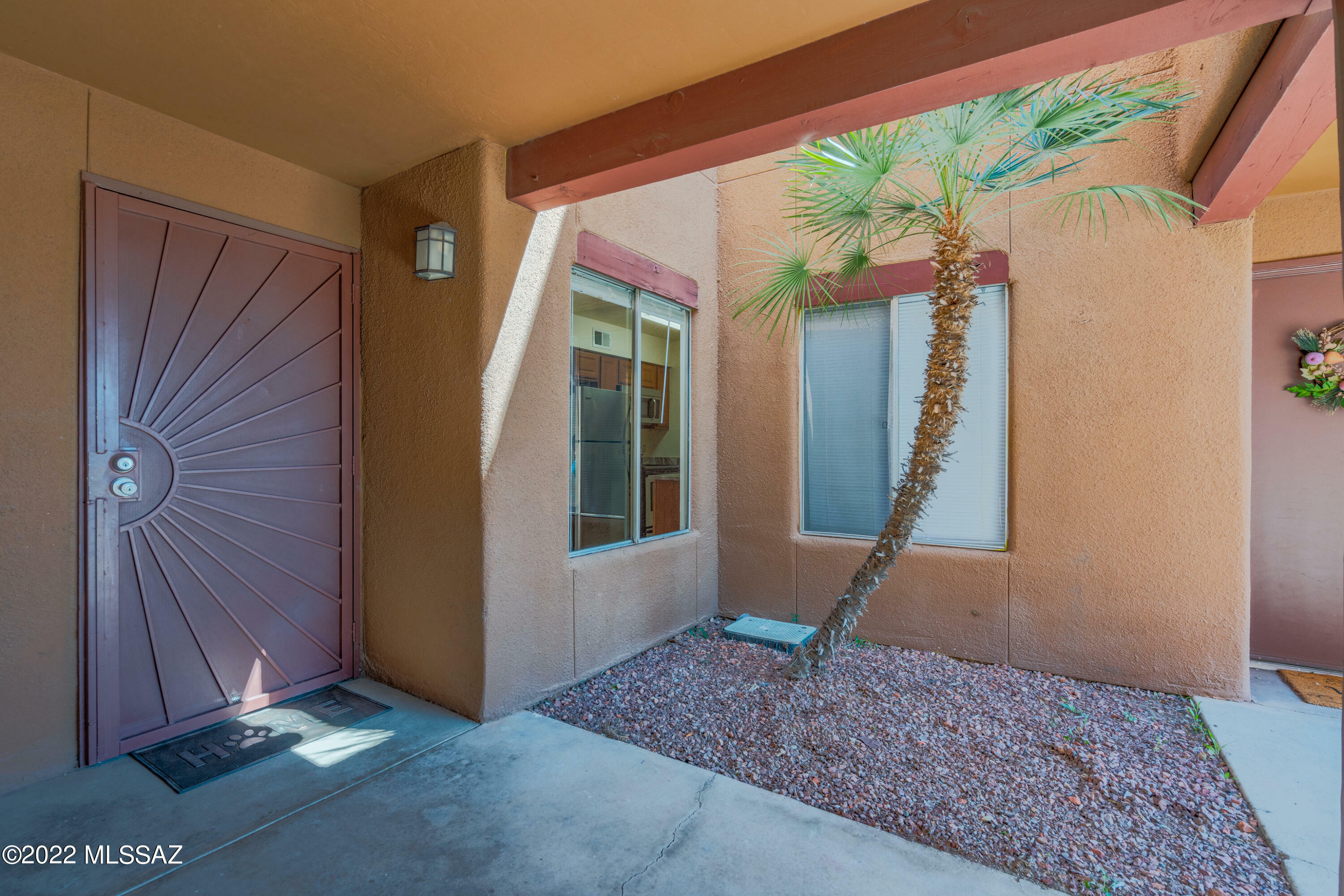 Property Photo: 1810 E Blacklidge Drive 713 AZ 85719