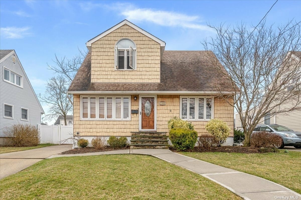 Property Photo: 188 Lake Street NY 11572