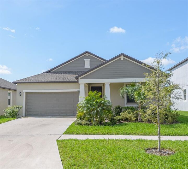 Property Photo: 11821 Sunburst Marble Road FL 33579