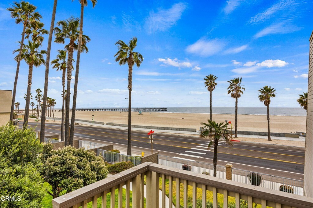 Property Photo:  304 E Surfside Drive  CA 93041 