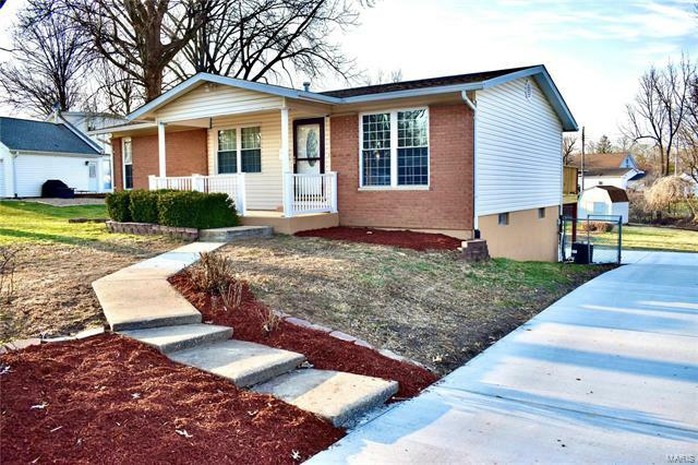 Property Photo: 5018 Sneezy Drive 62002