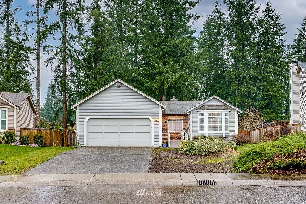 Property Photo:  19052 SE 270th Street  WA 98042 