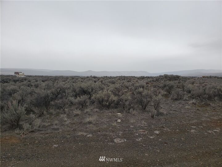 Property Photo: 0 Lot 15 Diamondback Drive WA 98823