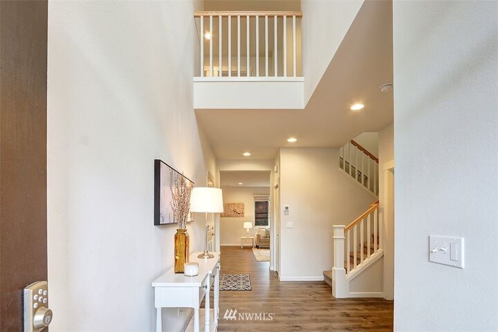 Property Photo:  708 100th Avenue SE  WA 98258 