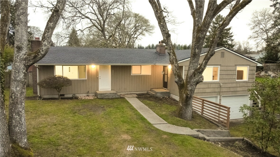 Property Photo:  9409 9411 Winona Street SW  WA 98498 