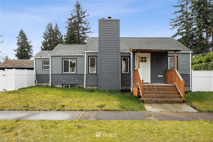 Property Photo: 910 Dartmouth Street WA 98466