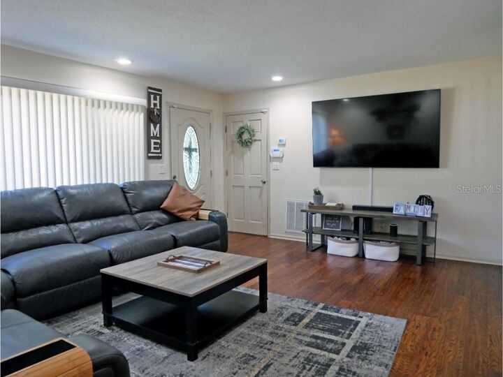 Property Photo:  2405 Fulton Street SW  FL 33774 