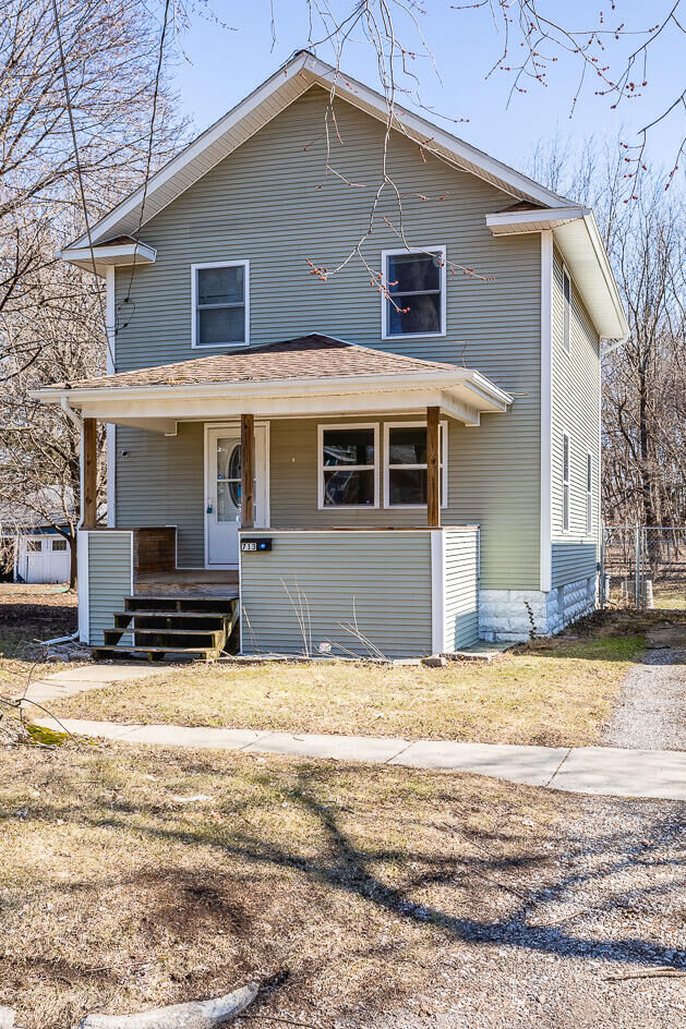 Property Photo:  713 Edgewood Street  MI 49202 