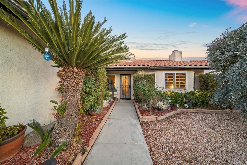 Property Photo:  2583 Beech Tree Street  CA 92545 