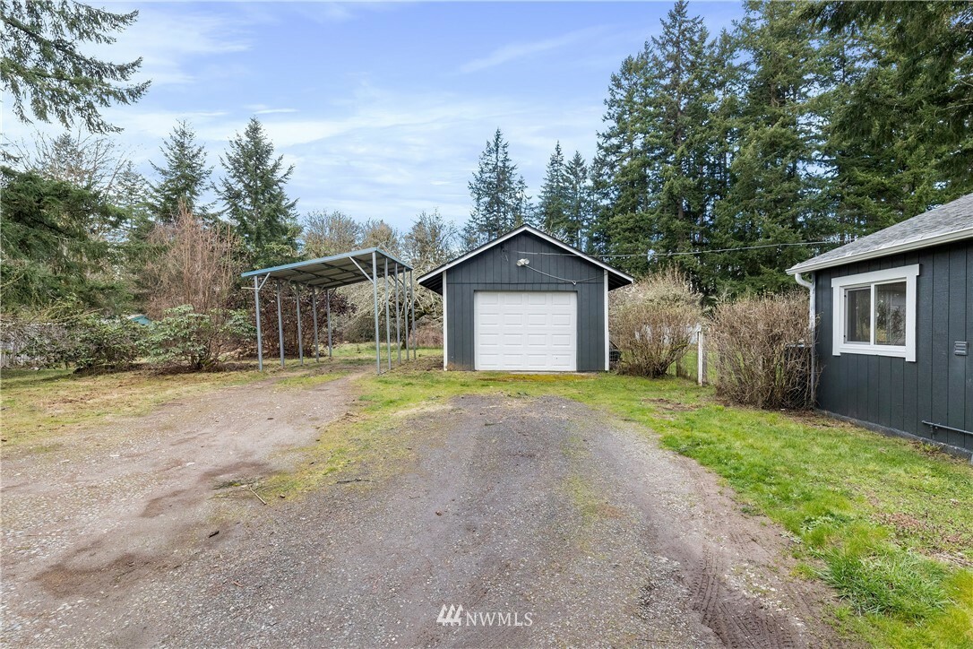 Property Photo:  1400 Baby Doll Road SE  WA 98366 