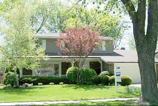 Property Photo:  163 Selwyn Ln  IL 60089 