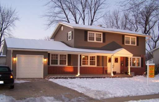 Property Photo: 1117 E Plate Drive IL 60074