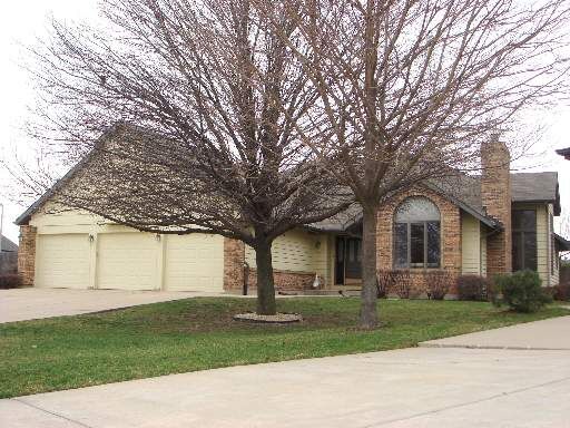 Property Photo:  205 Princeton Court  IL 60404 